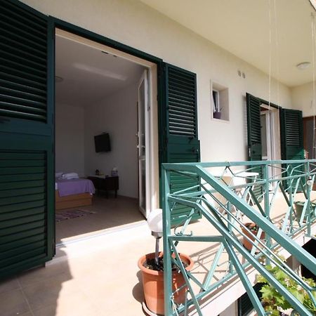 Privatna Soba Gita Appartement Sumartin Buitenkant foto